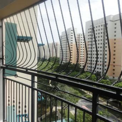 apartment-balcony-saftey-grill apartment-balcony-saftey-grill